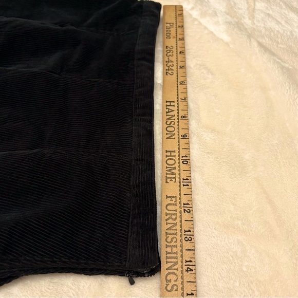 Black pleated corduroy mini skirt high rise sz 9 Dark Academia Clueless Preppy - Picture 7 of 9